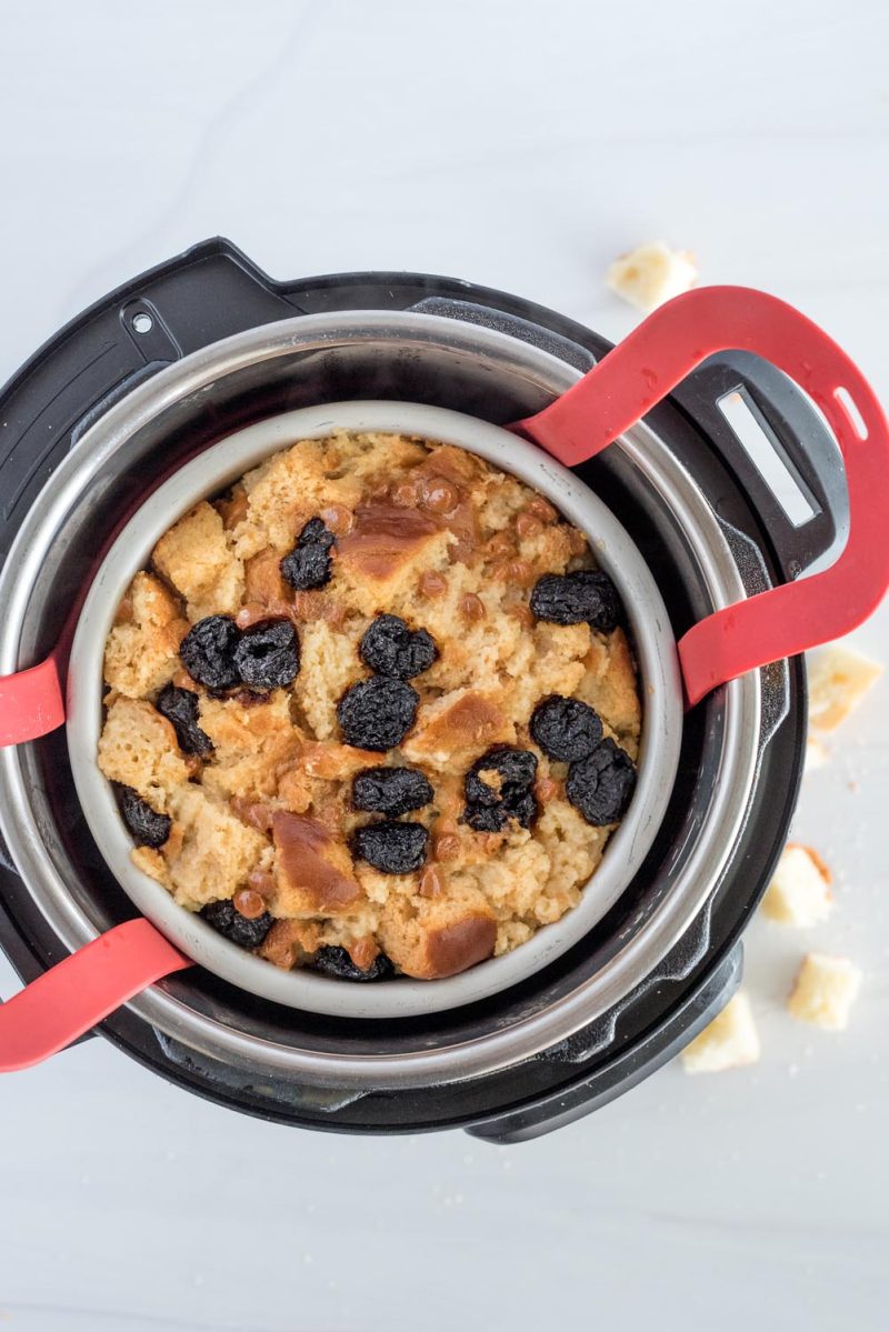 Overhead picture of cooked bread pudding in an Instant Pot.